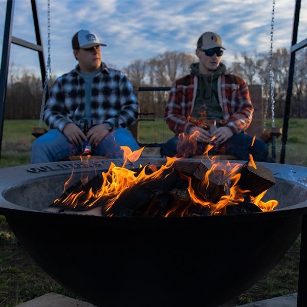 30 Gallon Wood Fire Pit w/Tri Stand - Bundle