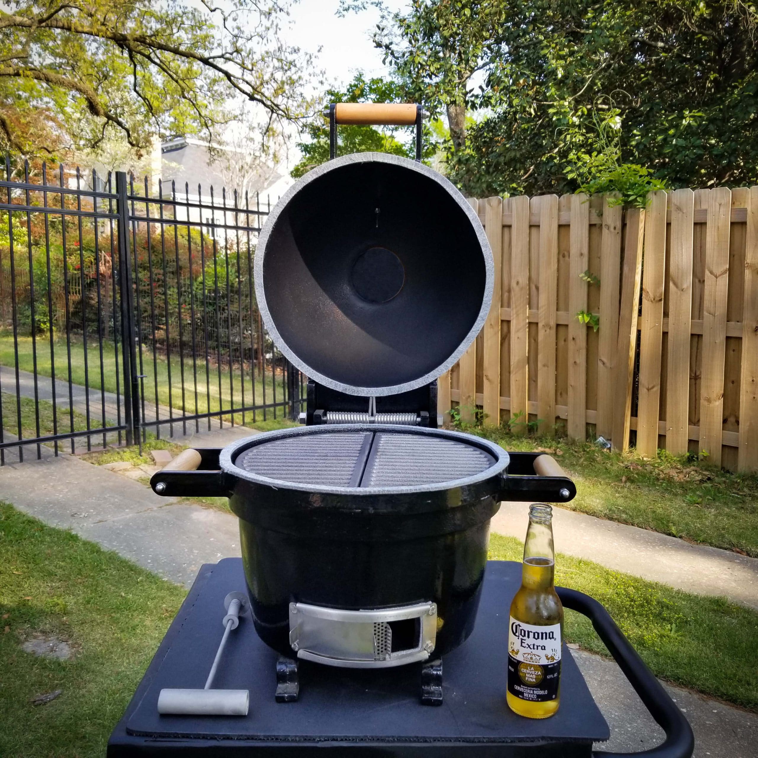 Kamado Grills, Goldens' Cast Iron, Top Quality