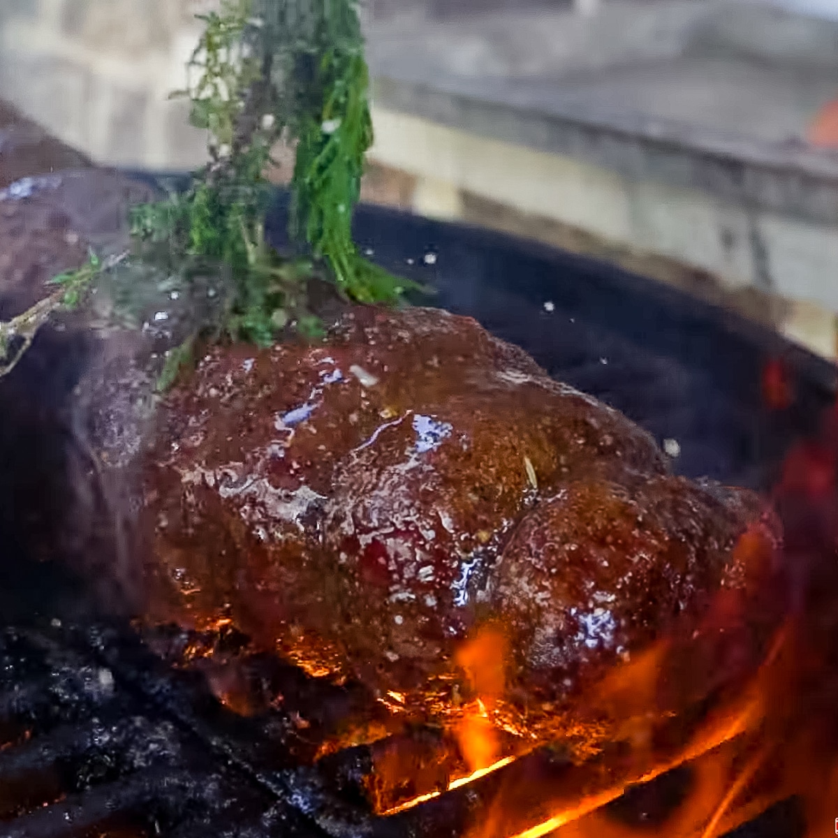 Reverse Seared Beef Tenderloin | Goldens' Cast Iron Cooker | Heath Riles